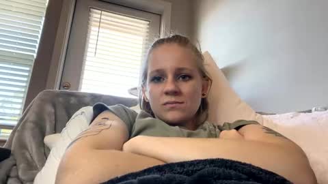 feyaa22 online show from 13, 12, 2024