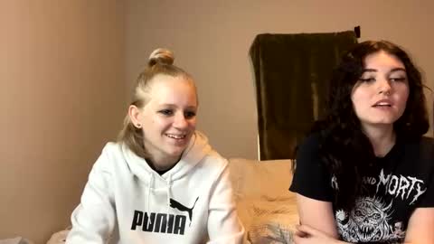 feyaa22 online show from 14, 12, 2024