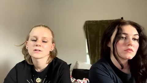 feyaa22 online show from 20, 12, 2024