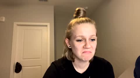 feyaa22 online show from 16, 1, 2025