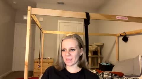 feyaa22 online show from 24, 1, 2025