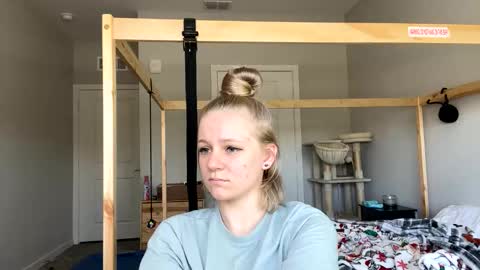 feyaa22 online show from 30, 1, 2025