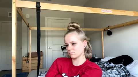 feyaa22 online show from 31, 1, 2025