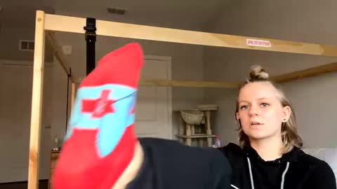 feyaa22 online show from 1, 2, 2025