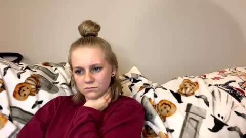 feyaa22 online show from 12, 2, 2025