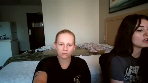 feyaa22 online show from 13, 9, 2025