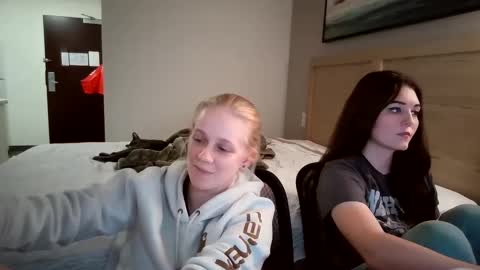 feyaa22 online show from 14, 9, 2025