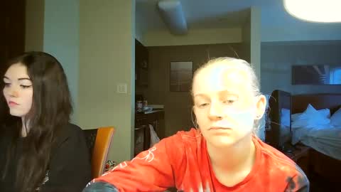 feyaa22 online show from 20, 9, 2025