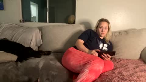 GoddessMayvn online show from 1, 2, 2025