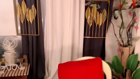quinnie online show from 10, 12, 2024