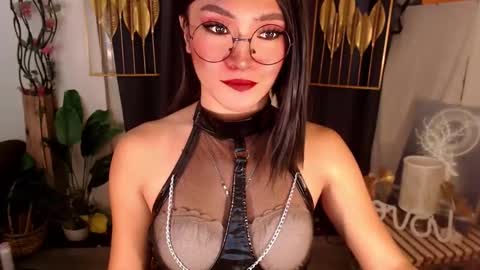 quinnie online show from 30, 1, 2025