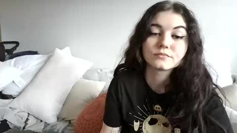 Goddess Raven online show from 16, 2, 2025