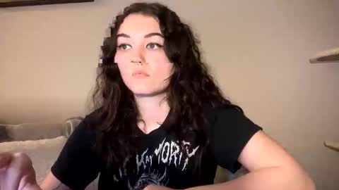 Goddess Raven online show from 2, 3, 2025