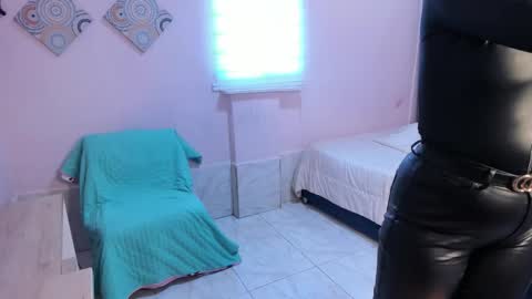 Snapshot of gold_curlscb chatting on 11, 11, 2025 Mary online show from 11, 11, 2025