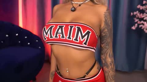 GoldenAmberX online show from 22, 11, 2025