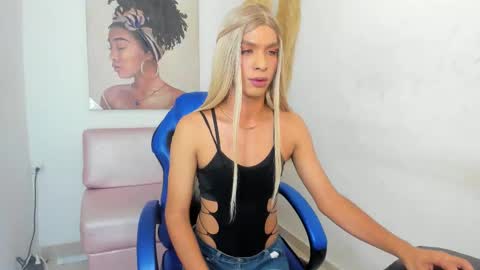 Snapshot of goldenbigcockts chatting on 9, 10, 2025 goldenbigcockts online show from 9, 10, 2025