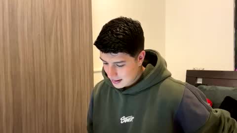 goldenknight33 online show from 7, 11, 2025