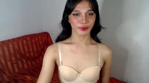 Lily is Gold online show from 12, 2, 2025