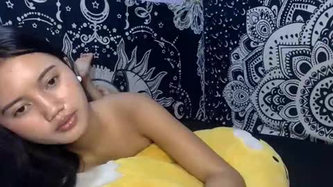 Snapshot of goldentemptress18 chatting on 18, 3, 2026 goldentemptress18 online show from 18, 3, 2026