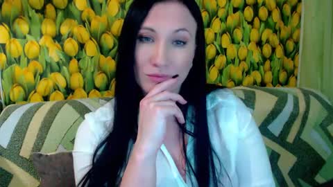 Snapshot of goldmoonn chatting on 1, 3, 2025 goldmoonn online show from 1, 3, 2025