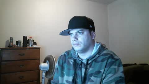 Snapshot of goleafzgo chatting on 21, 2, 2025 goleafzgo online show from 21, 2, 2025