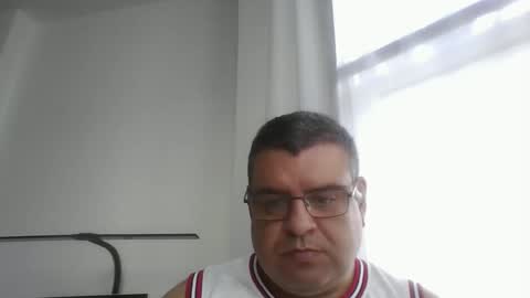 gomezgonz5 online show from 8, 9, 2025