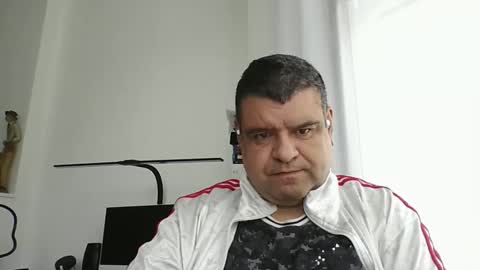 gomezgonz5 online show from 16, 9, 2025