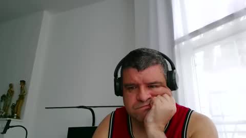 gomezgonz5 online show from 17, 9, 2025