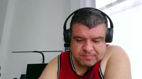 gomezgonz5 online show from 18, 9, 2025