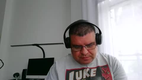 gomezgonz5 online show from 1, 10, 2025