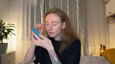 Snapshot of good__choice chatting on 3, 12, 2025 Polly online show from 3, 12, 2025