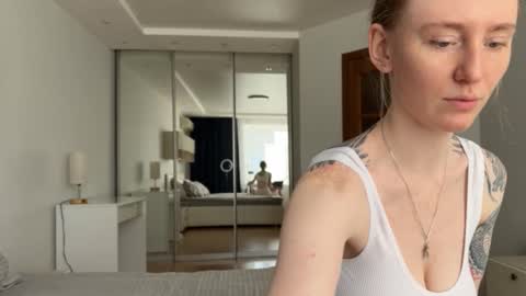 Polly online show from 17, 2, 2026