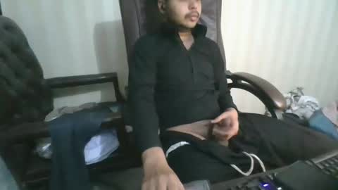 Snapshot of goodfucker3252 chatting on 5, 3, 2025 Arab Pronstar online show from 5, 3, 2025