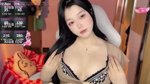 Snapshot of gorgeous_girl33 chatting on 3, 1, 2025 gorgeous girl33 online show from 3, 1, 2025