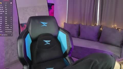 Snapshot of goth__tv chatting on 28, 10, 2025 Violeta online show from 28, 10, 2025