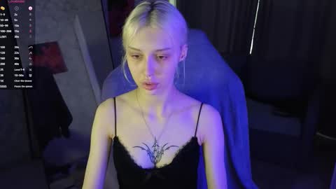 Snapshot of goth__tv chatting on 14, 11, 2025 Violeta online show from 14, 11, 2025