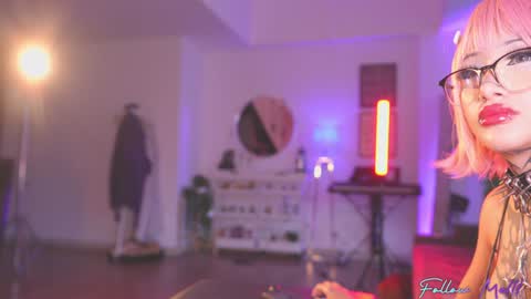 Snapshot of goth_dolll chatting on 26, 9, 2025 sophie Special celebration a the beach 300k followers 3011 and 0112 online show from 26, 9, 2025