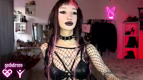    online show from 15, 3, 2026