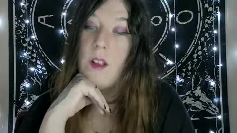 Vampira Nymph online show from 4, 2, 2026