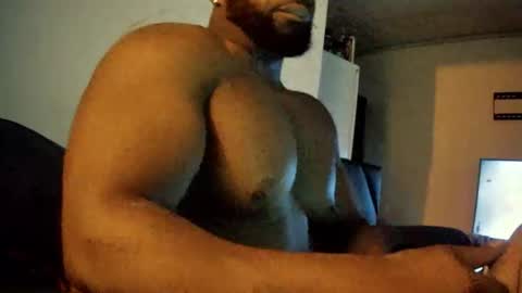 Snapshot of gotthehornz chatting on 7, 11, 2025 gotthehornz online show from 7, 11, 2025