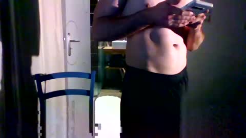 goura2000 online show from 22, 1, 2025