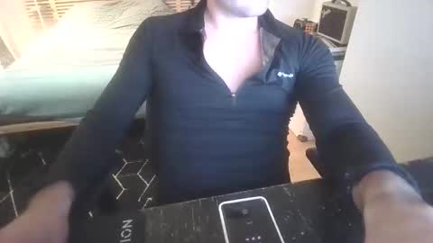 goura2000 online show from 12, 1, 2026