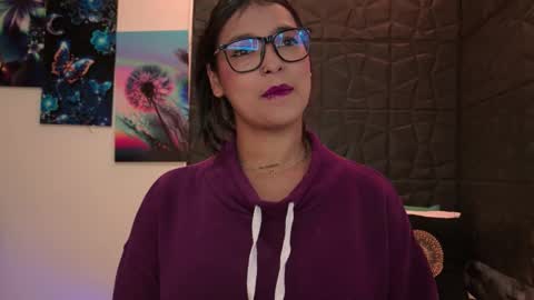 Snapshot of graceymilf999 chatting on 25, 10, 2025 Gracey Milf online show from 25, 10, 2025