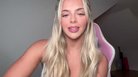 Gracie online show from 6, 10, 2025