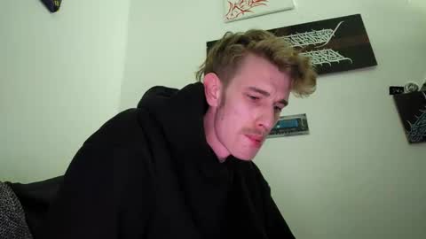 Snapshot of graff4 chatting on 8, 2, 2025 Smallcom online show from 8, 2, 2025