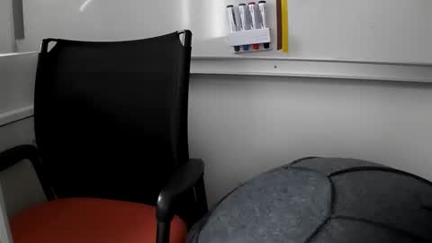 grandbi online show from 31, 10, 2025