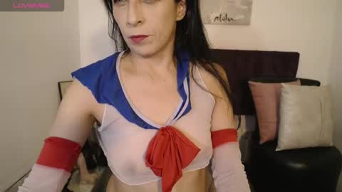 Isabella online show from 21, 9, 2025