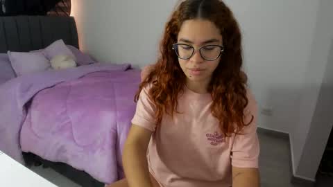 GreciaRuiz online show from 26, 2, 2025