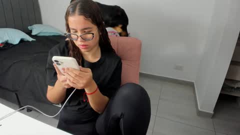 GreciaRuiz online show from 1, 10, 2025