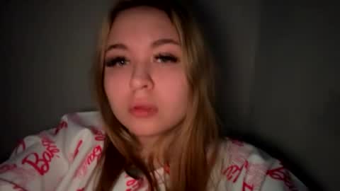 Lina 3 online show from 5, 2, 2025